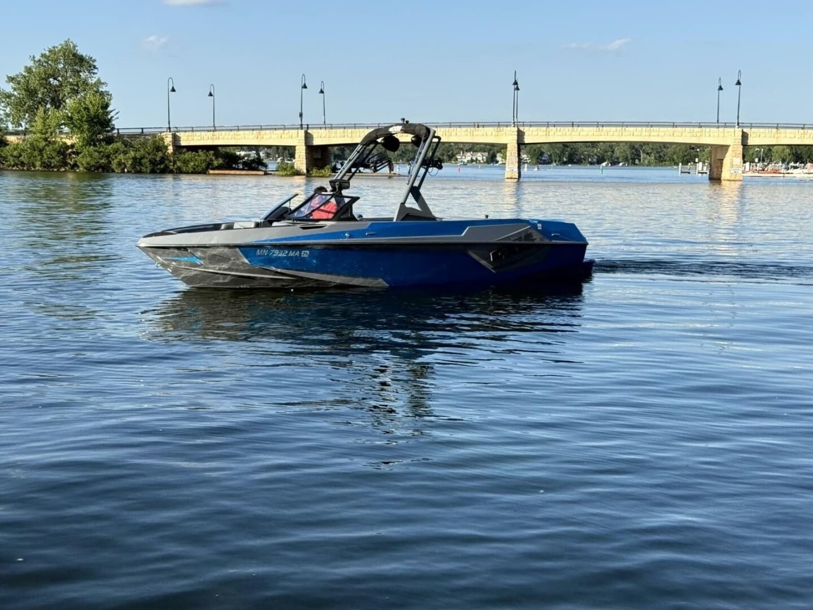 2020 Axis T23