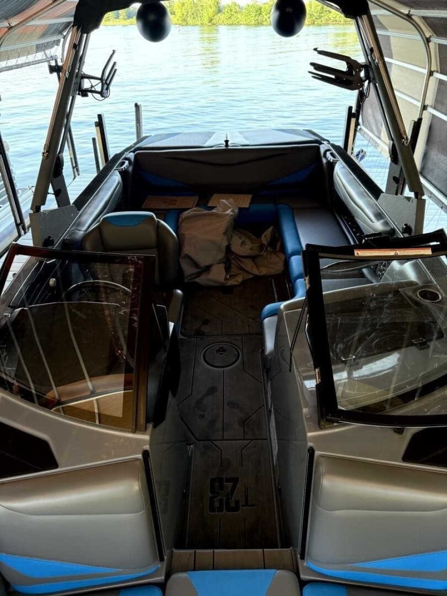 2020 Axis T23