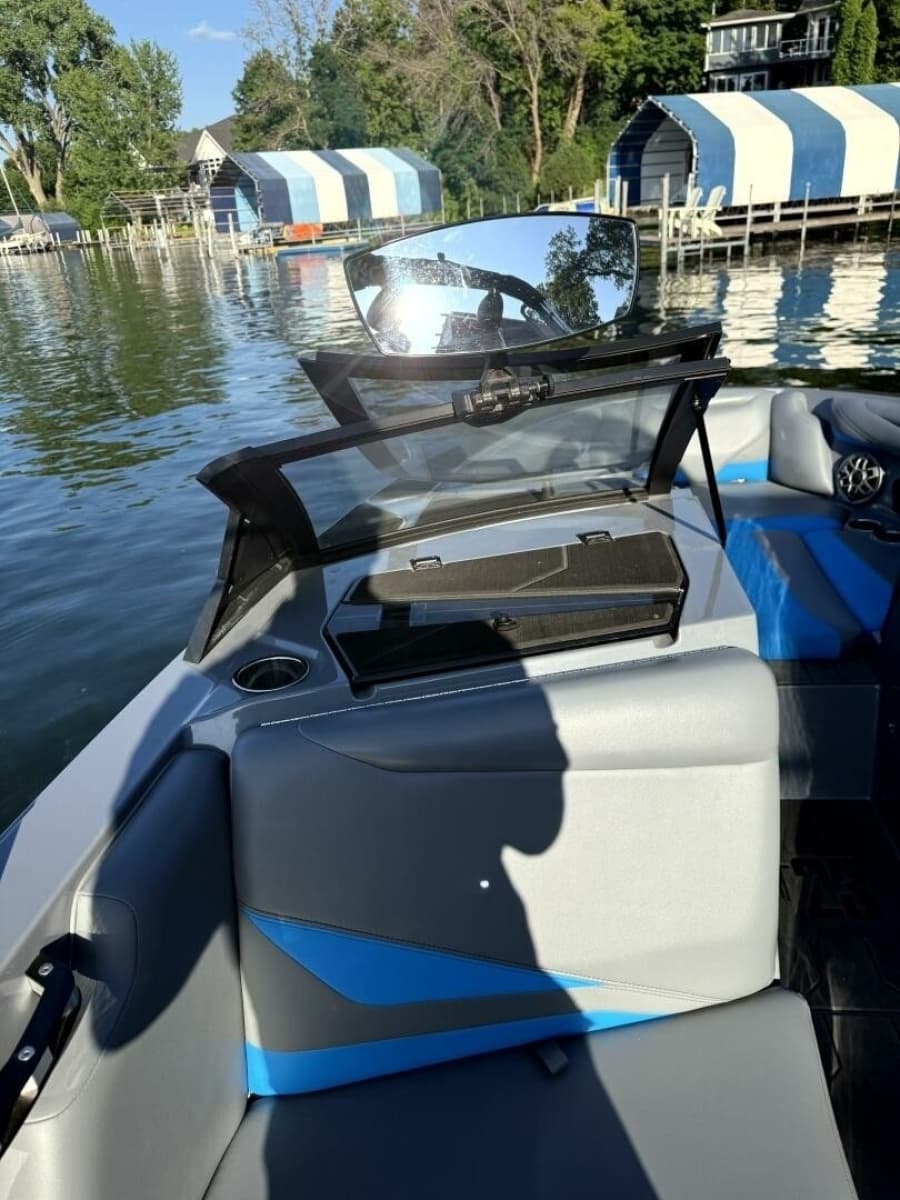 2020 Axis T23
