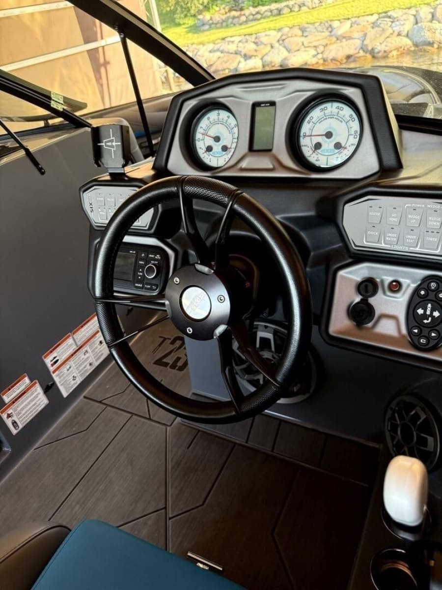 2020 Axis T23