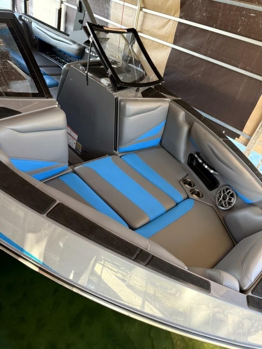 2020 Axis T23