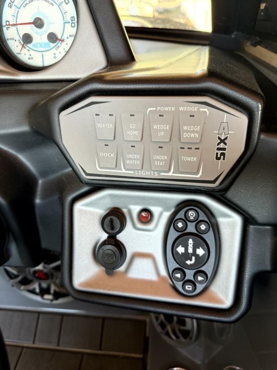 2020 Axis T23