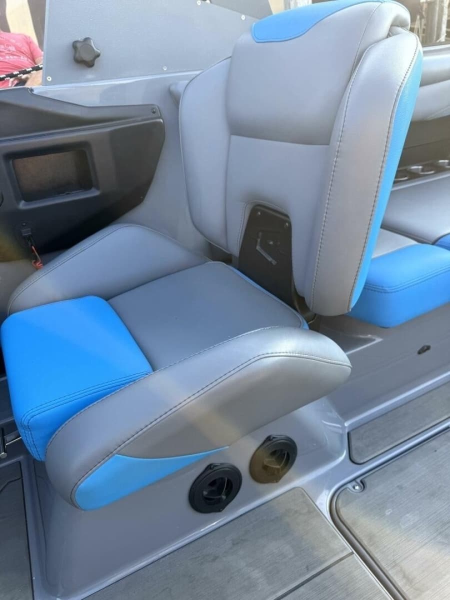 2020 Axis T23