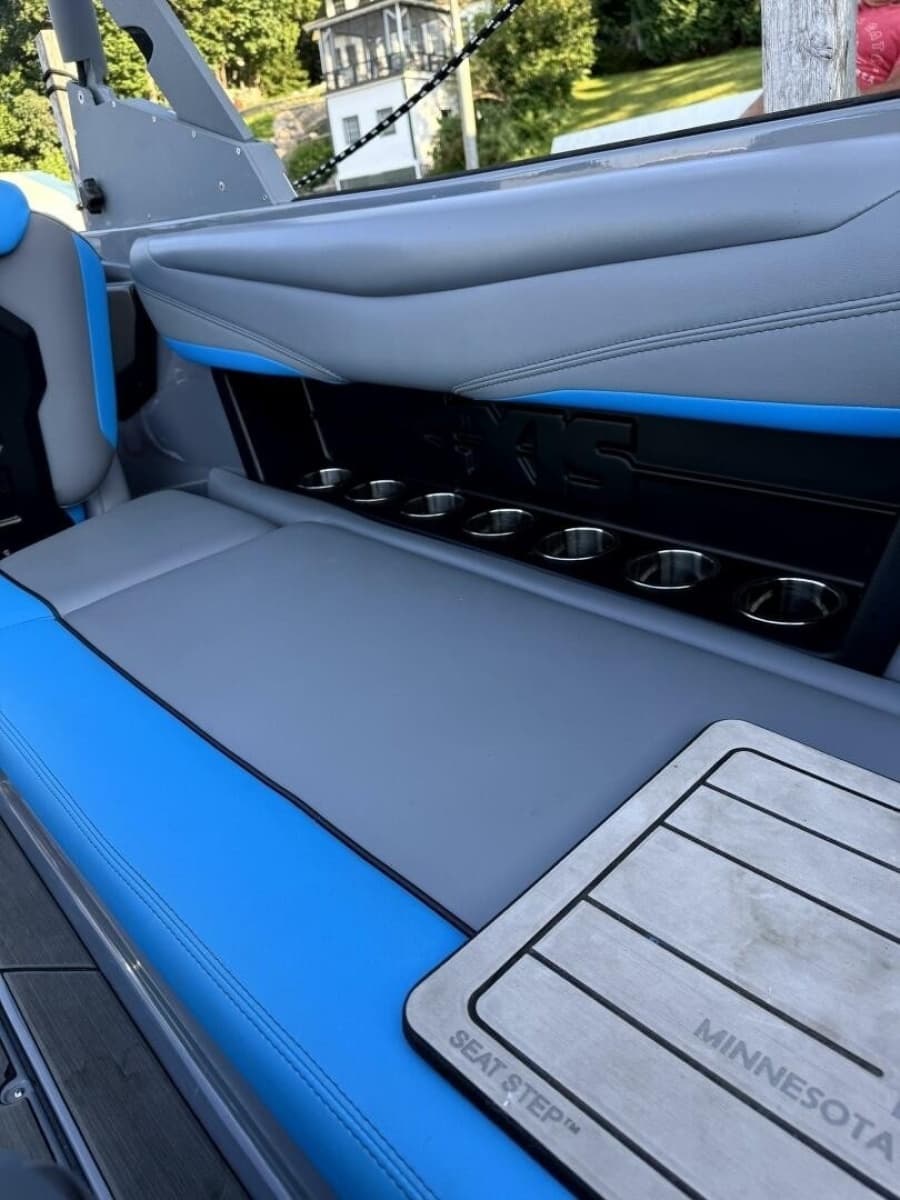 2020 Axis T23