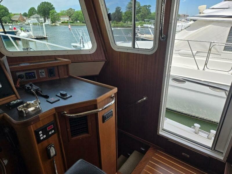 2010 American Tug 49 Limited