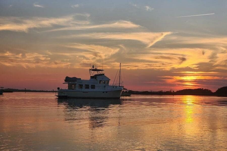 2010 American Tug 49 Limited