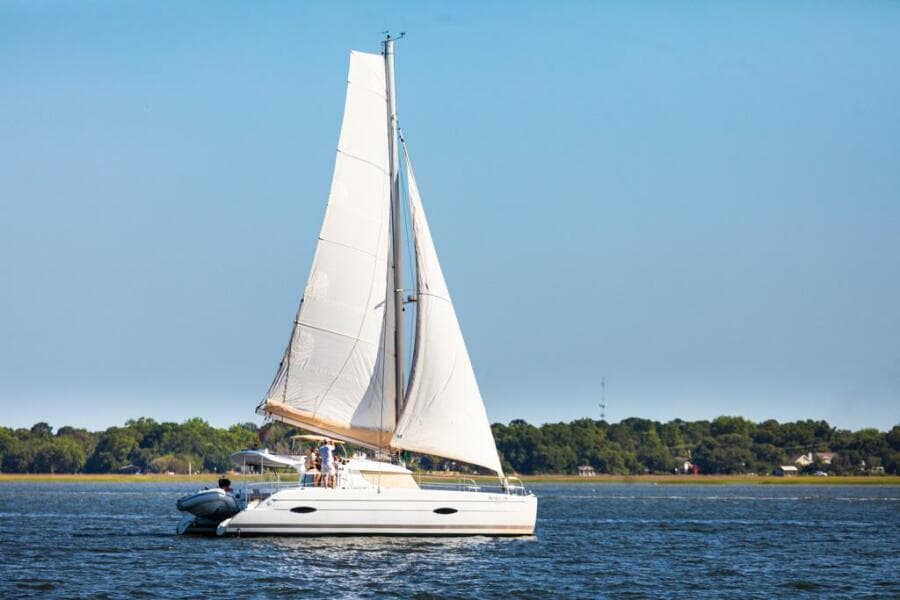 2013-fountaine-pajot-lipari-41-sail-9392749-20240517061055805-1_XLARGE.jpg