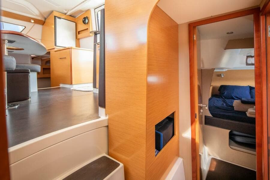 2013-fountaine-pajot-lipari-41-sail-9392749-20240517061514297-1_XLARGE.jpg