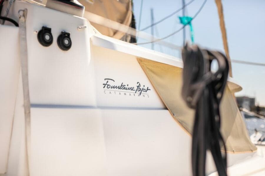 2013-fountaine-pajot-lipari-41-sail-9392749-20240517061707502-1_XLARGE.jpg