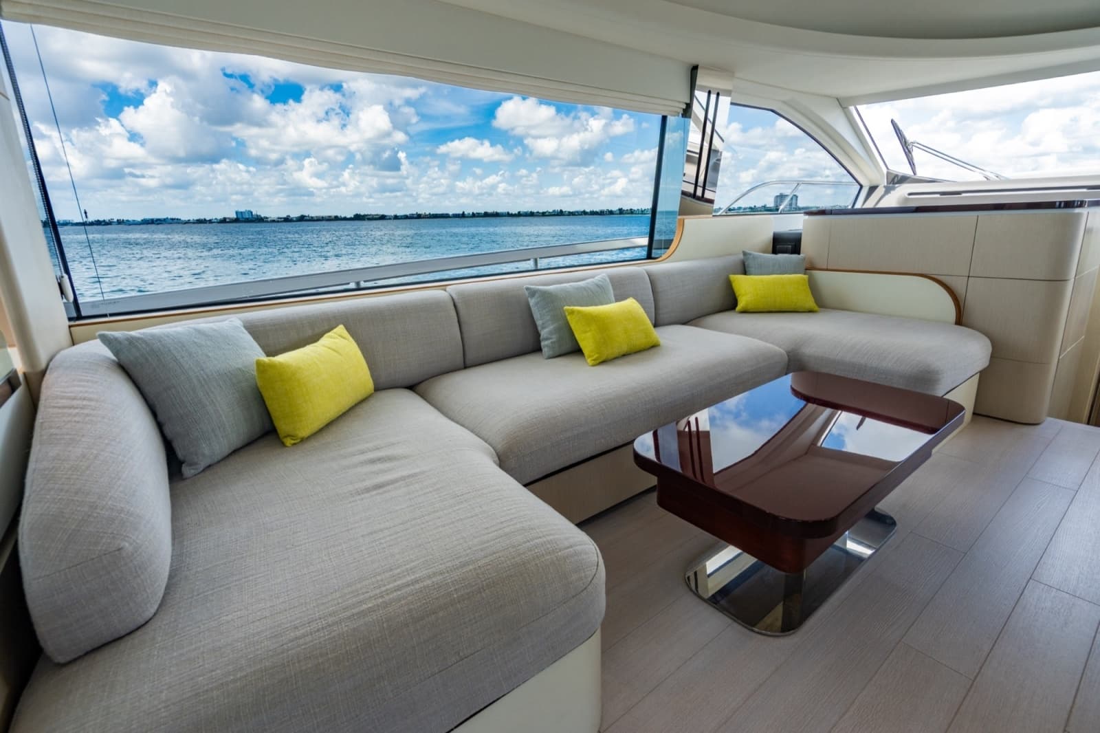 2023 Azimut Fly 68