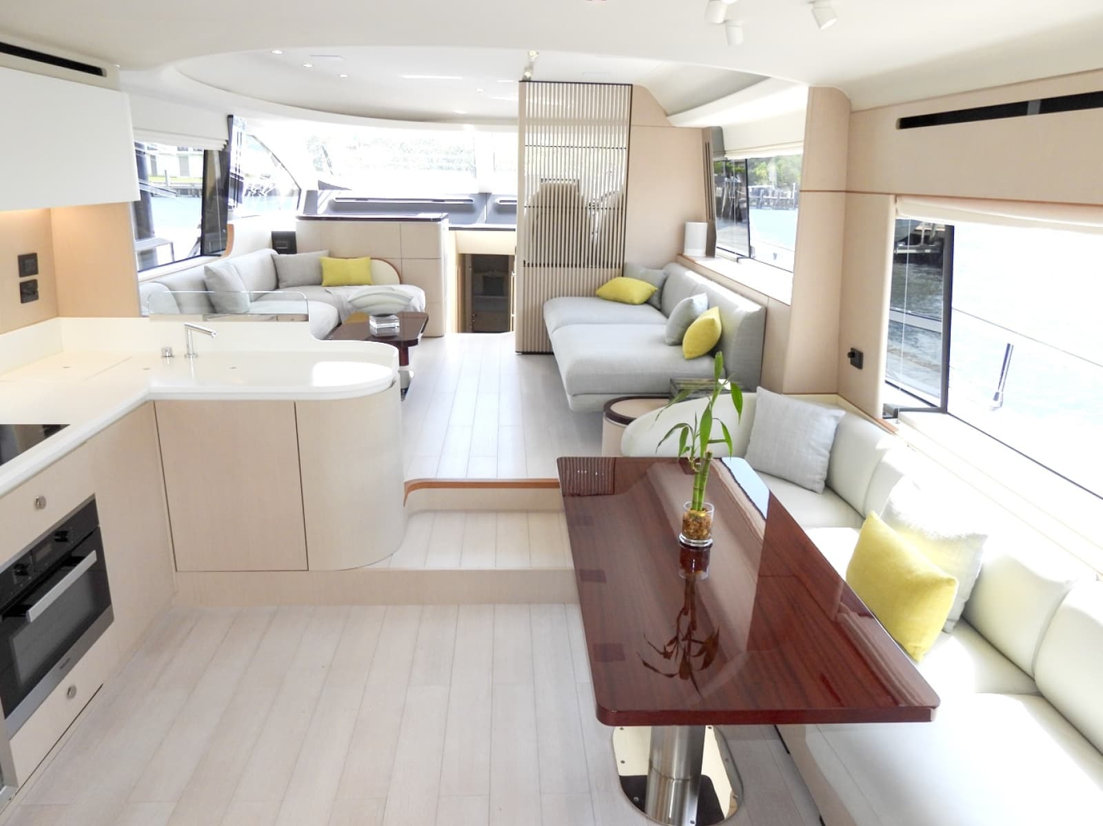 2023 Azimut Fly 68