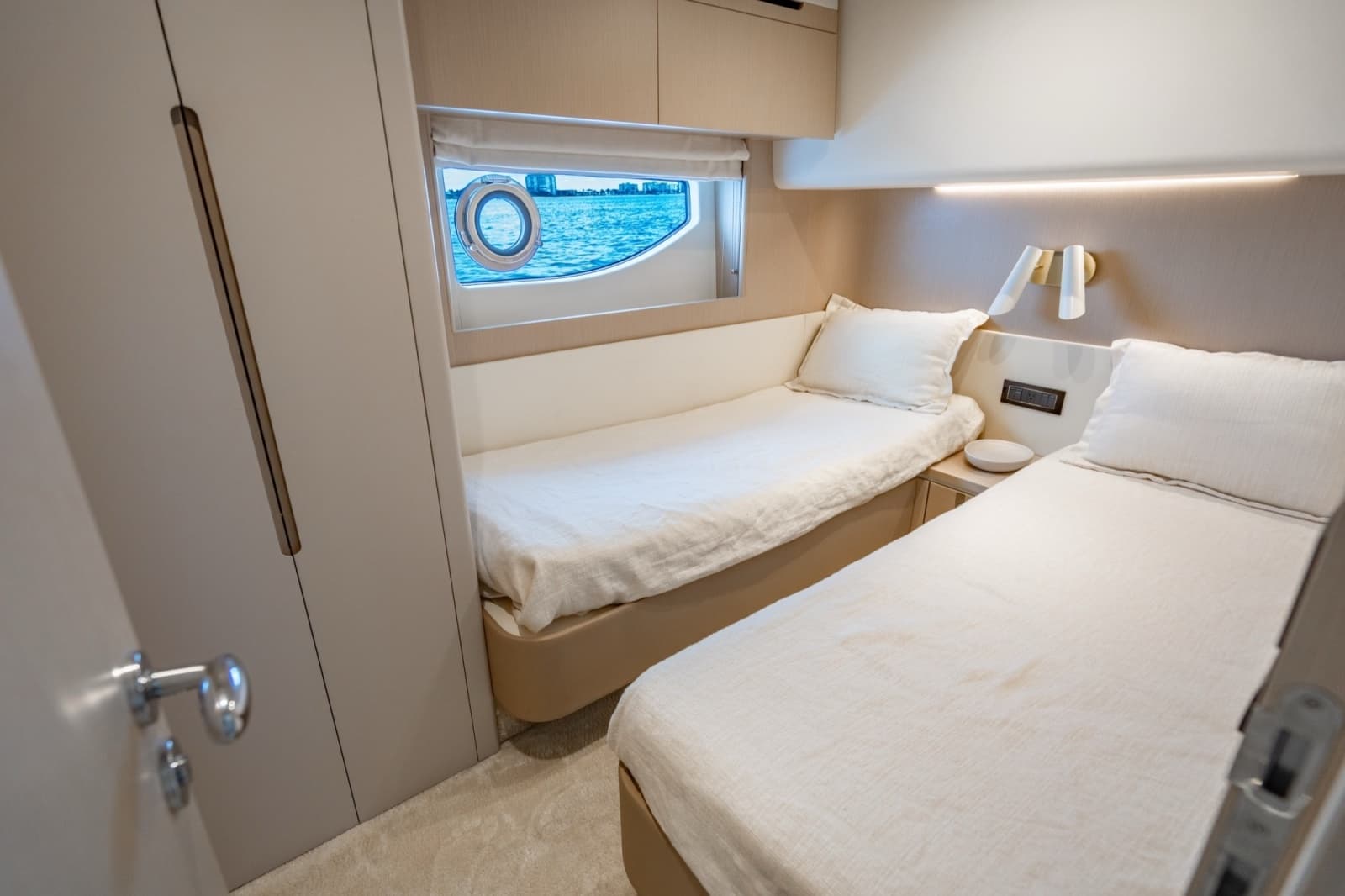 2023 Azimut Fly 68