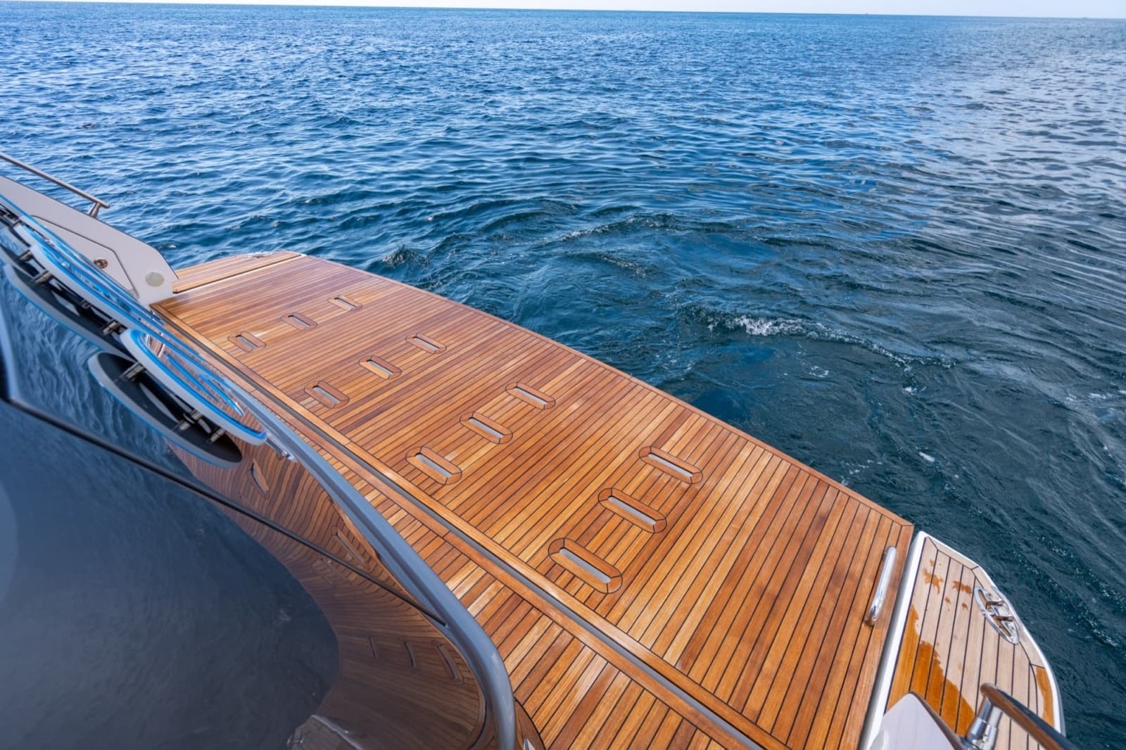 2023 Azimut Fly 68