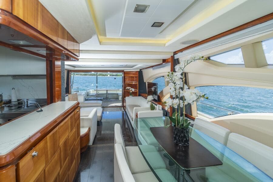 2008 Azimut 75