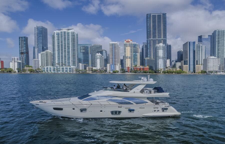 2008 Azimut 75