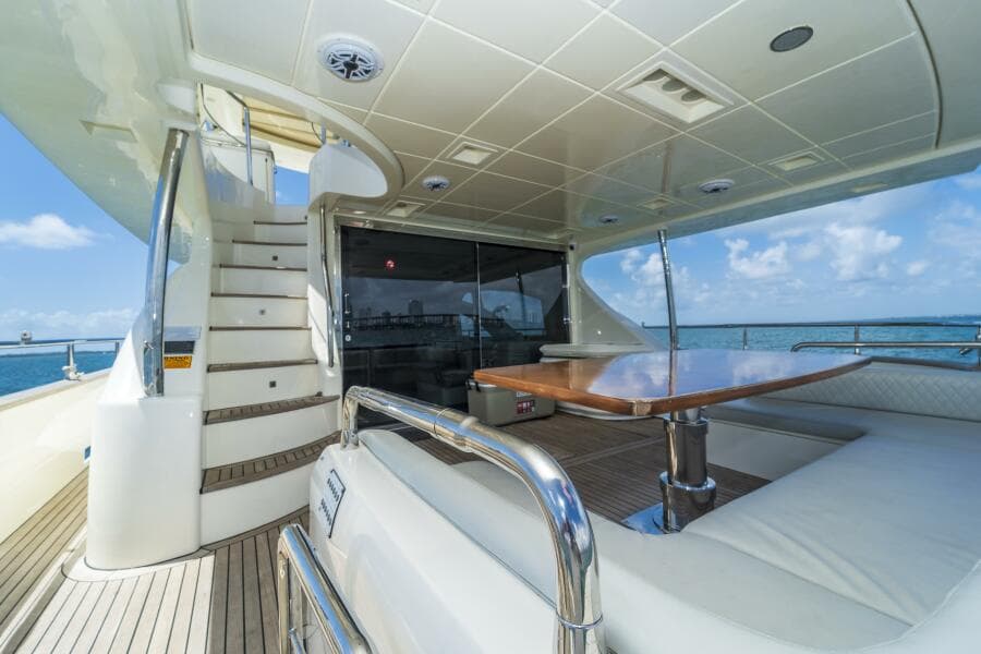 2008 Azimut 75