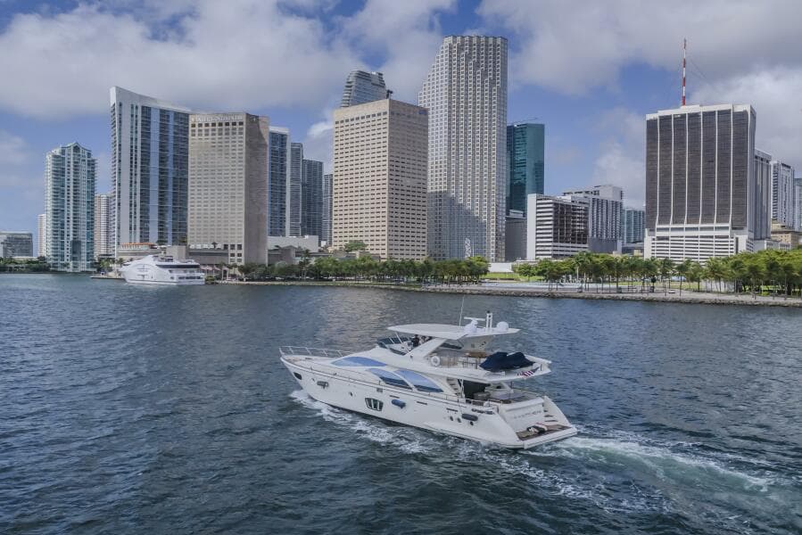 2008 Azimut 75
