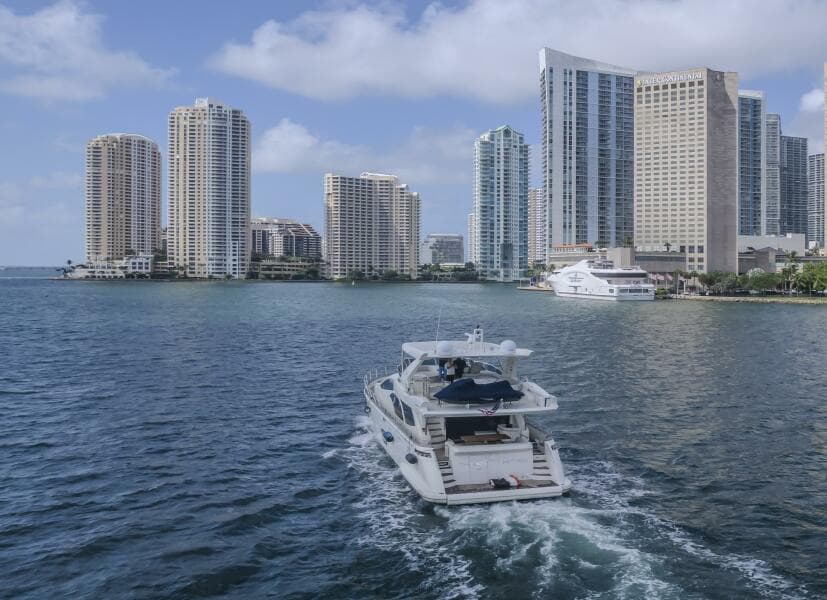 2008 Azimut 75