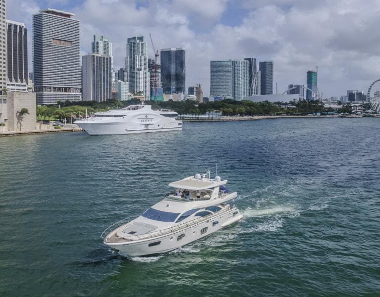 2008 Azimut 75