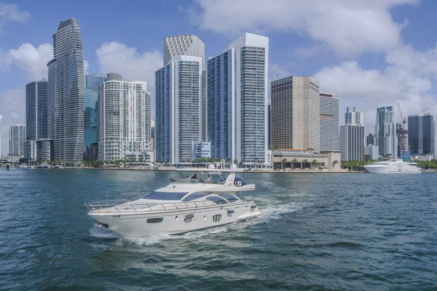2008 Azimut 75