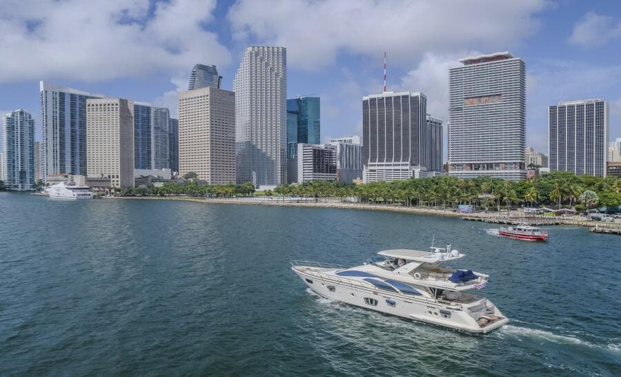 2008 Azimut 75