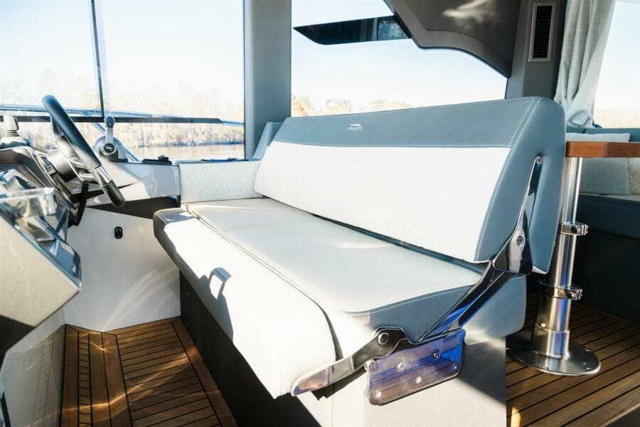 2023 Galeon 425 HTS