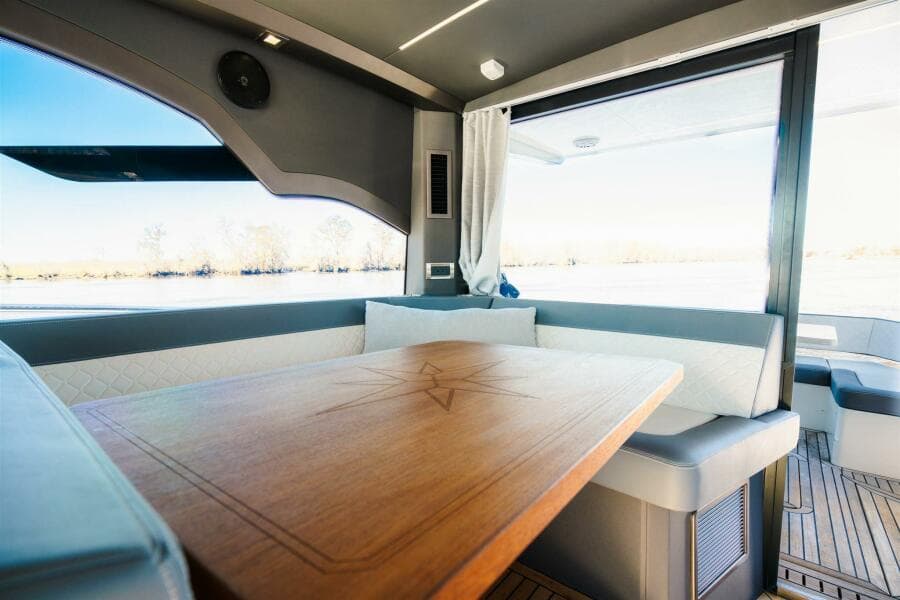 2023 Galeon 425 HTS