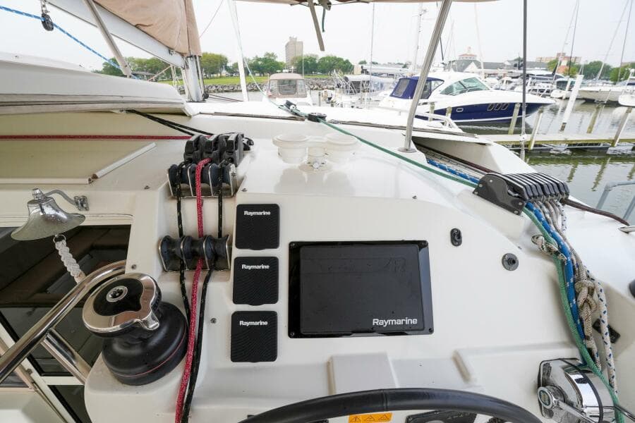 2012-lagoon-421-sail-9831990-20250612145242533-1_XLARGE.jpg