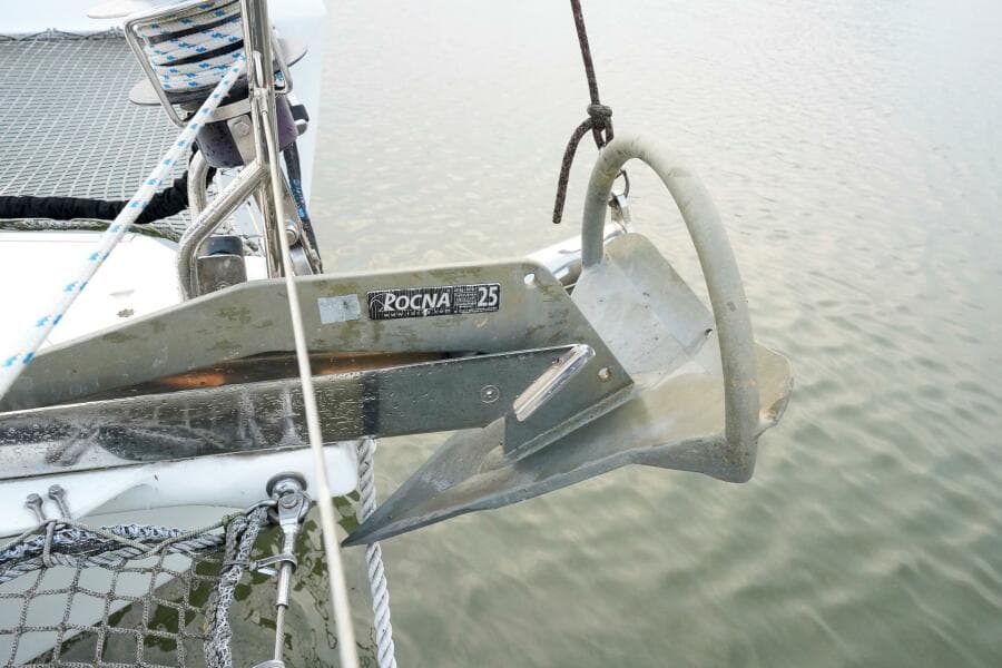 2012-lagoon-421-sail-9831990-20250612145230277-1_XLARGE.jpg