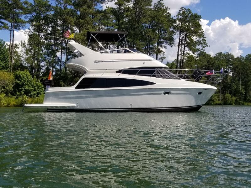 2004 Carver 360 Sport Sedan