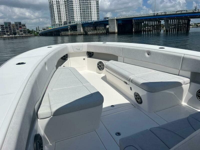 2024 SeaVee 390z