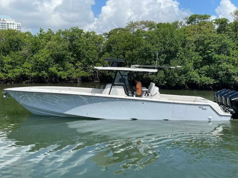 2024 SeaVee 390z