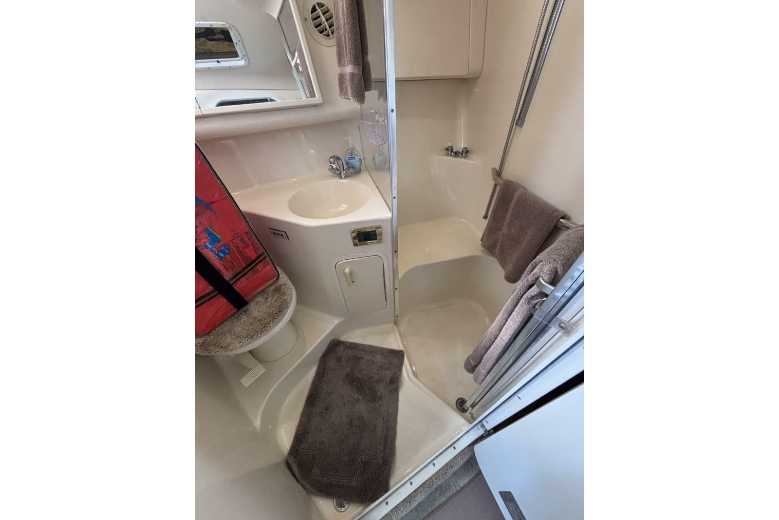 1997 Sea Ray 370 Sundancer