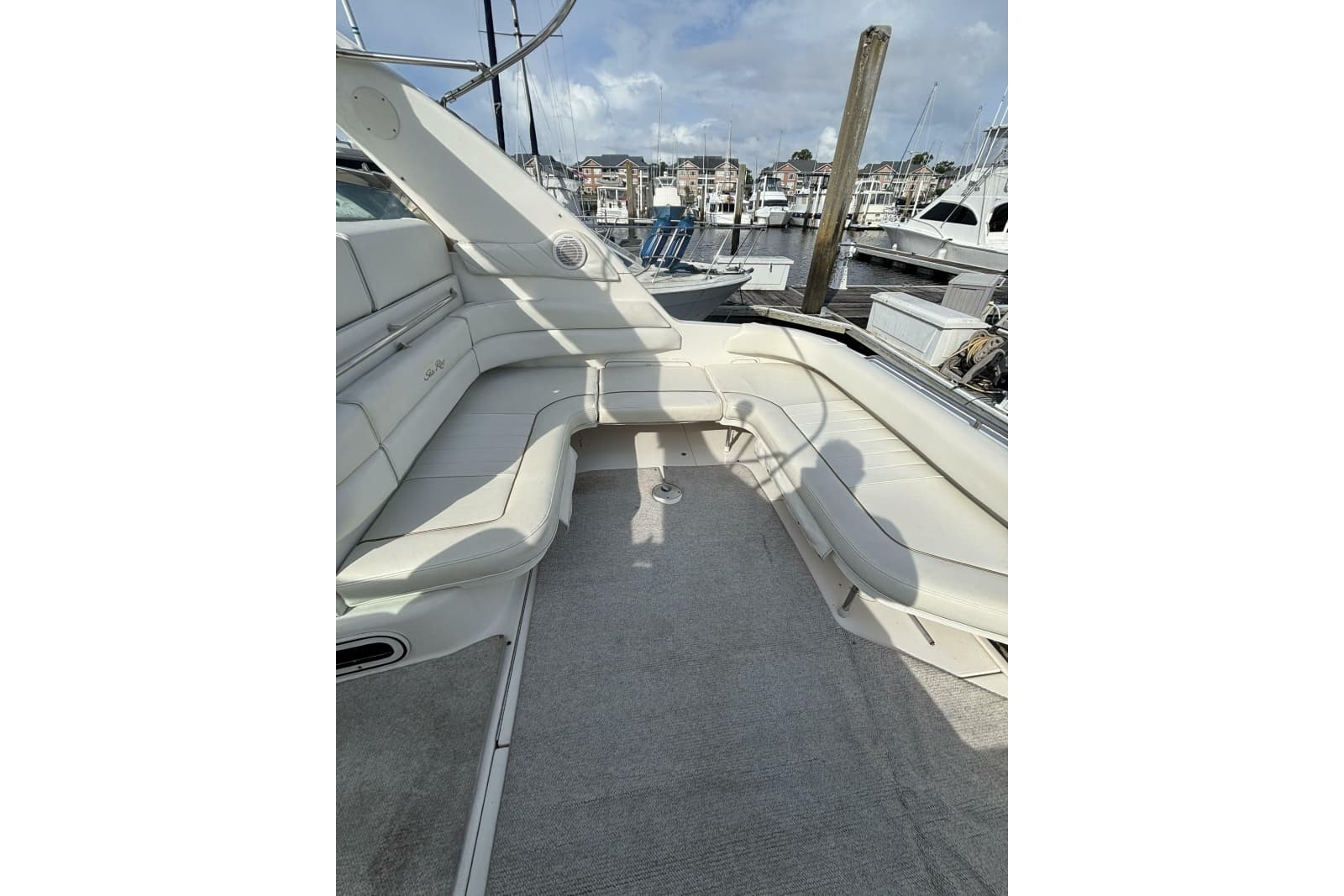 1997 Sea Ray 370 Sundancer