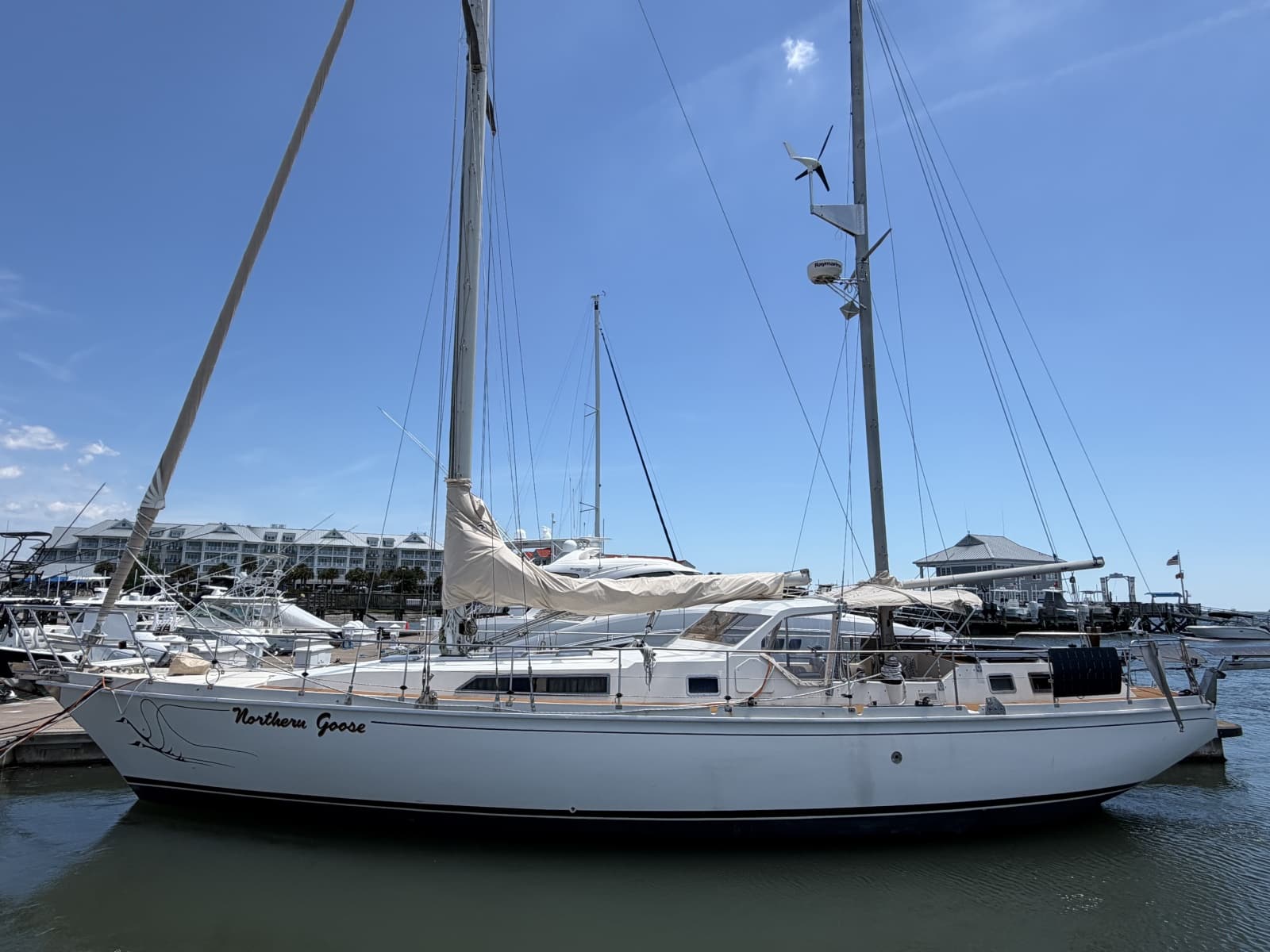 1980 Amel Mango 52