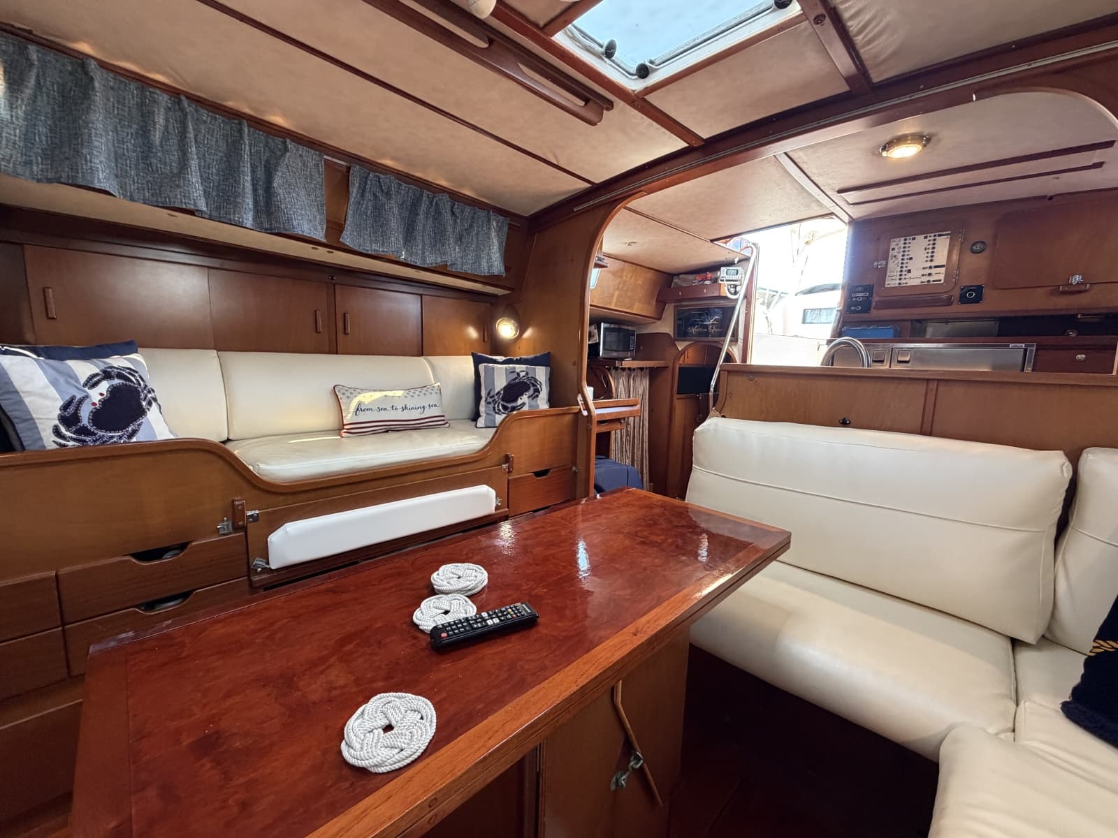 1980 Amel Mango 52