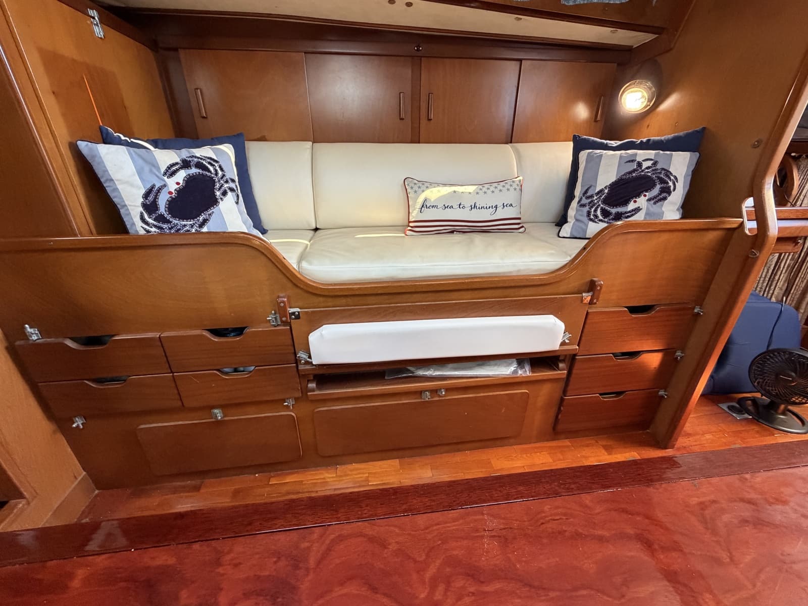 1980 Amel Mango 52