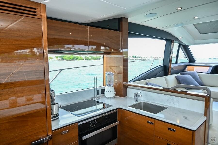2021 Princess S62