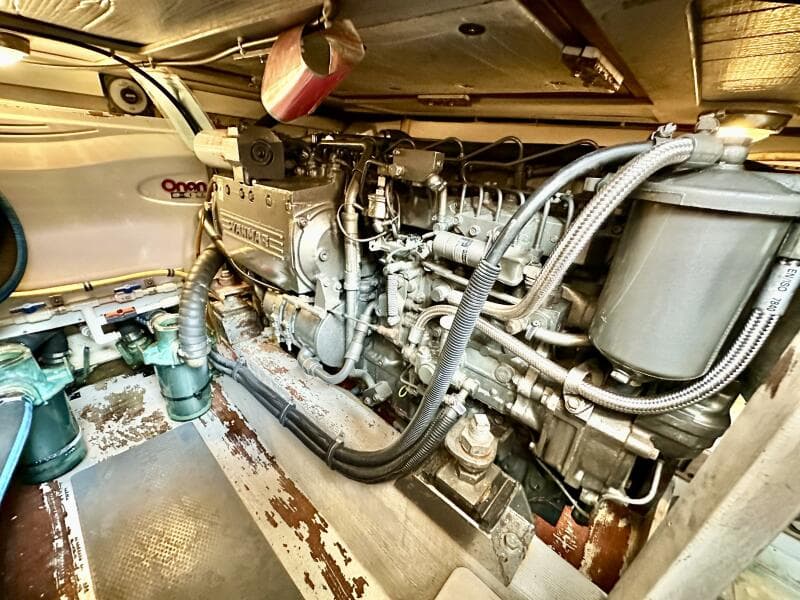 Engine   Port