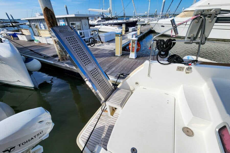 2012-lagoon-400-sail-9767240-20250815081028278-2.jpg