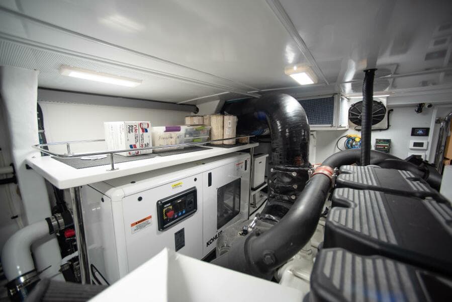 2023 Marlow Explorer 70E-CB
