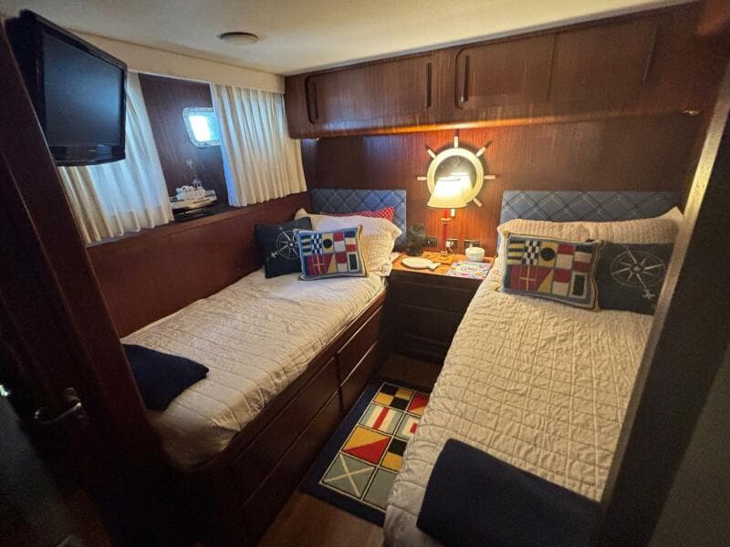 1987 Hatteras Flybridge