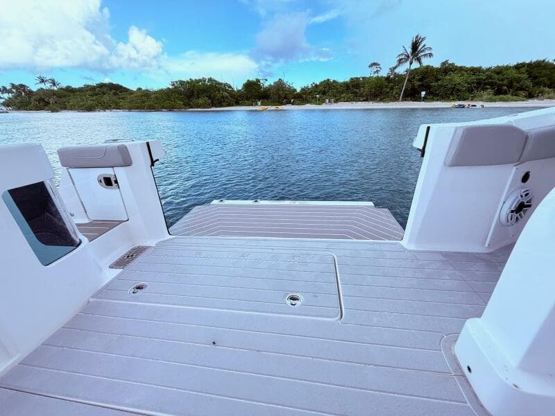 2006 Carver 43 Motor Yacht