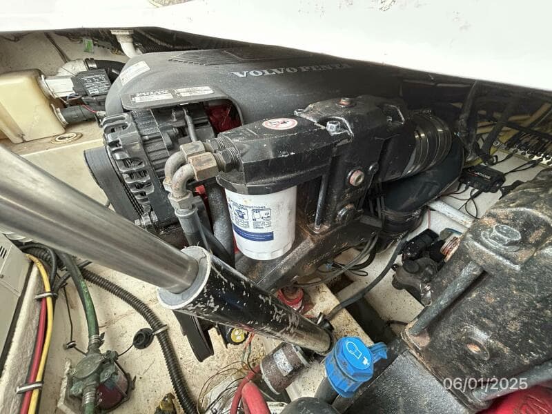 29' Chaparral starboard main engine