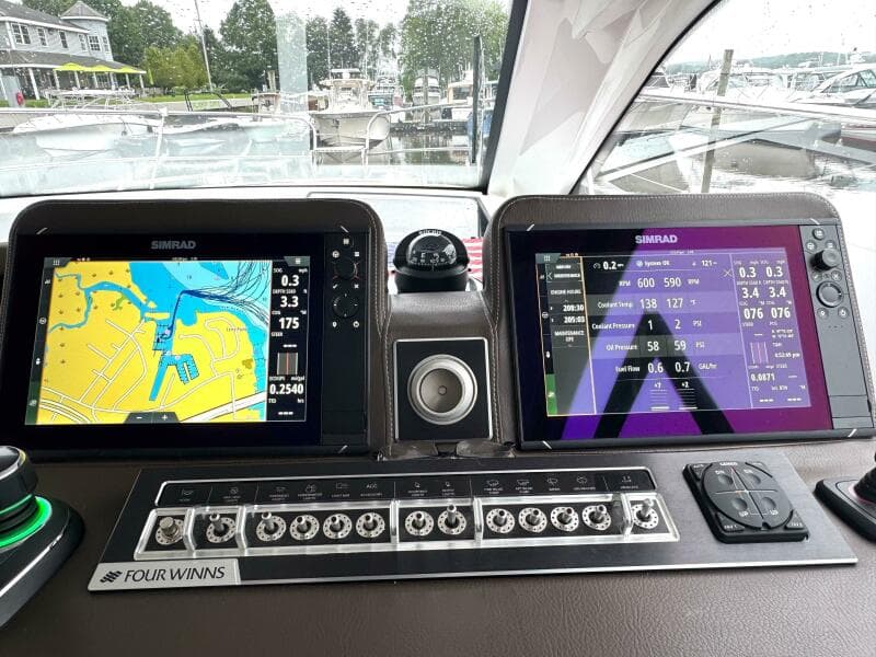 2020 Four Winns Vista 355 Coupe OB