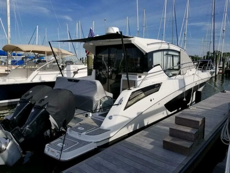 2020 Four Winns Vista 355 Coupe OB