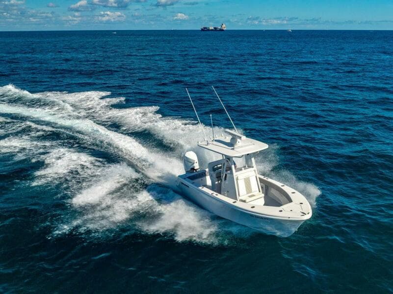 2027 Reef Runner 230