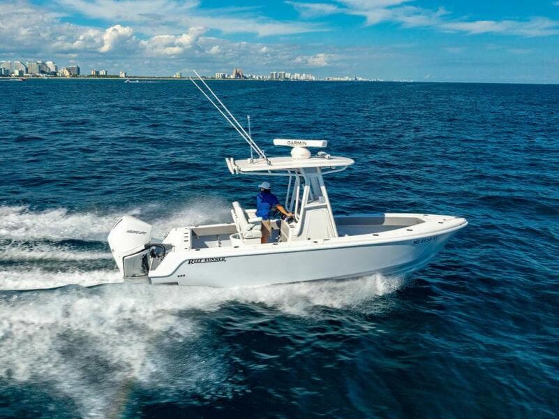 2027 Reef Runner 230
