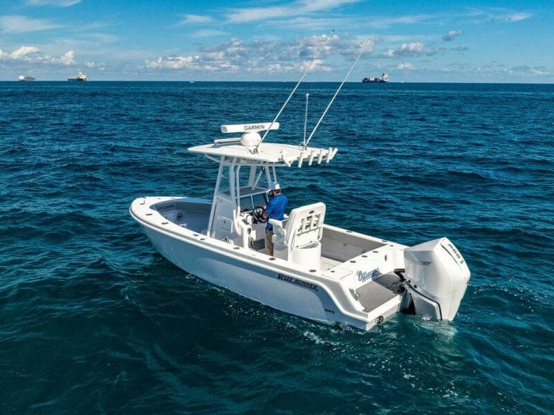 2027 Reef Runner 230