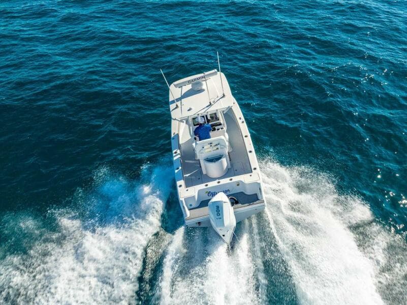 2027 Reef Runner 230
